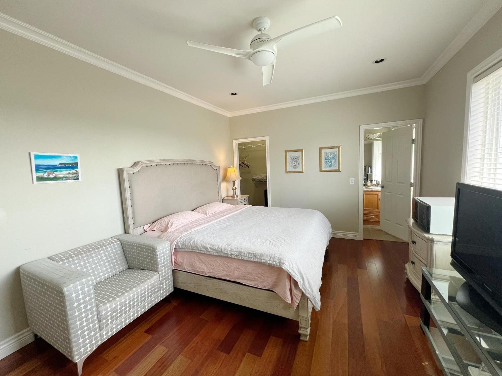 A Cozy Bedroom With A Private Washroom Close To Yvr Richmond Esterno foto